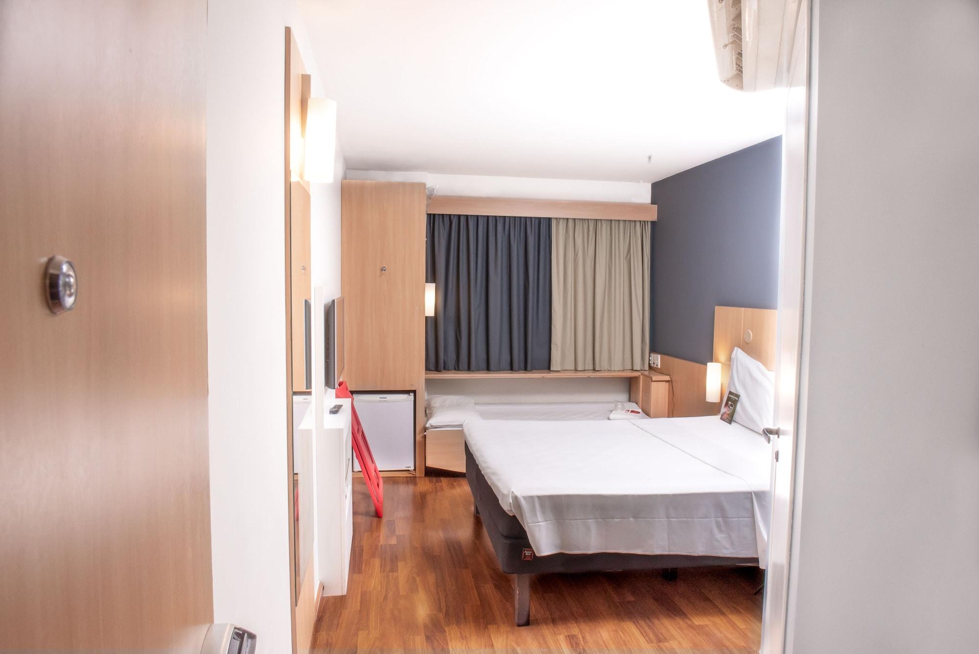 Ibis Rio De Janeiro Santos Dumont Hotel Buitenkant foto