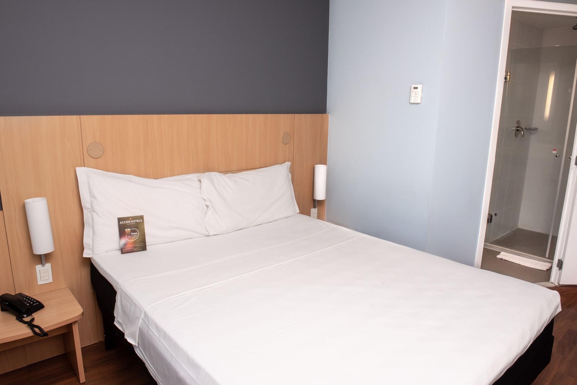 Ibis Rio De Janeiro Santos Dumont Hotel Buitenkant foto